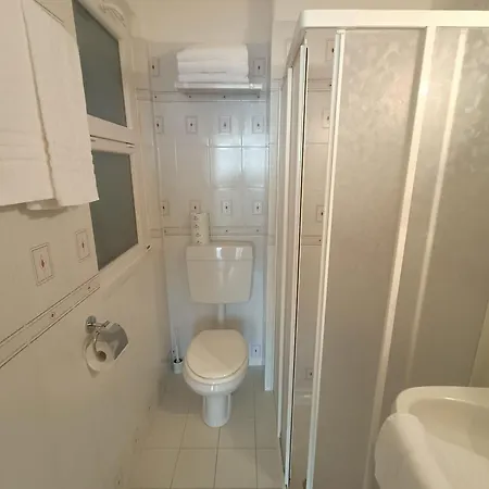 Merano Отель