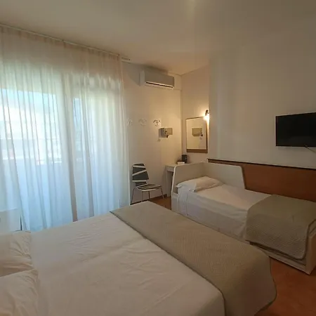 梅拉诺酒店 酒店