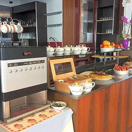 Hotel Merano 3*